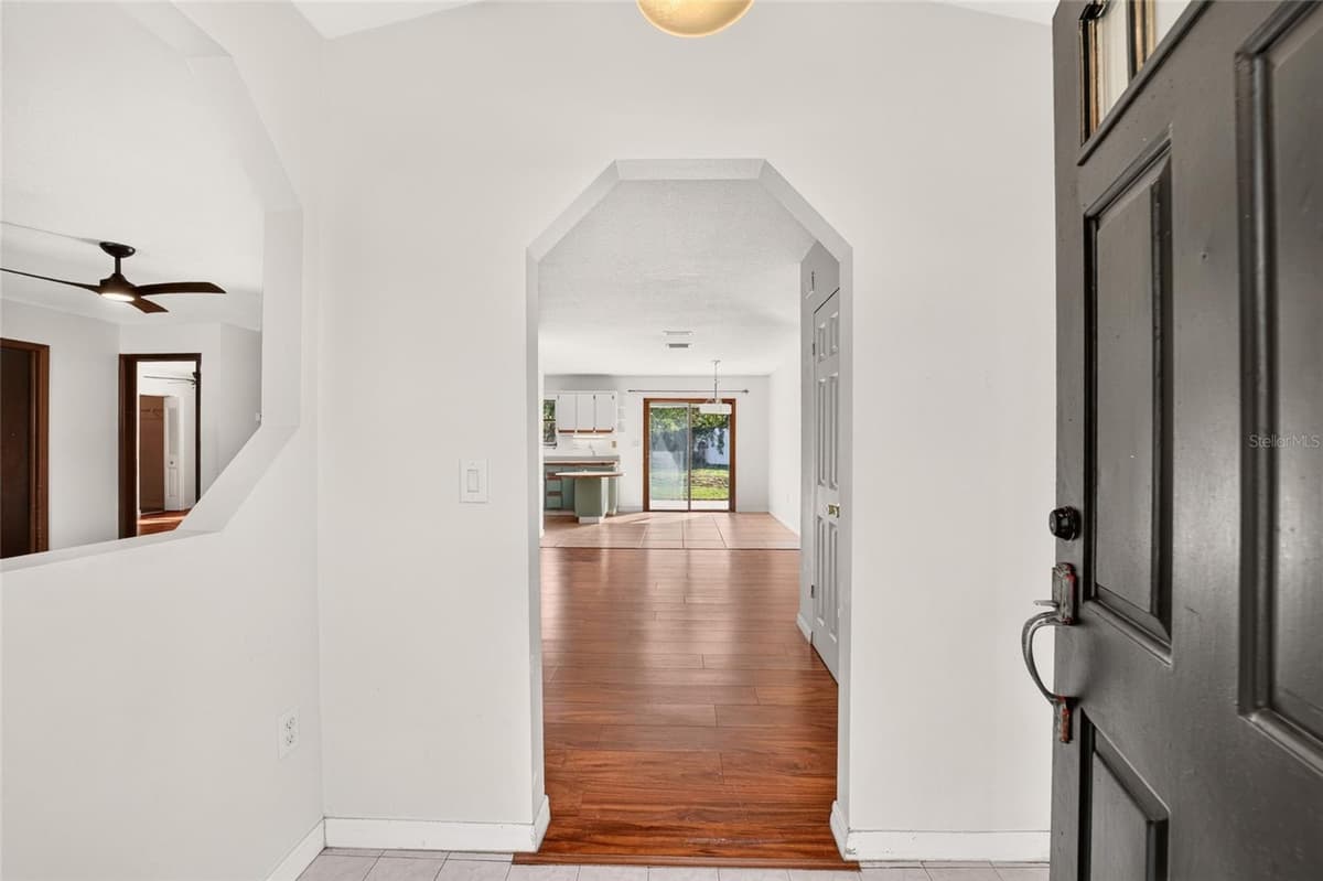 4861 31ST TERRACE — photo 6 of 42