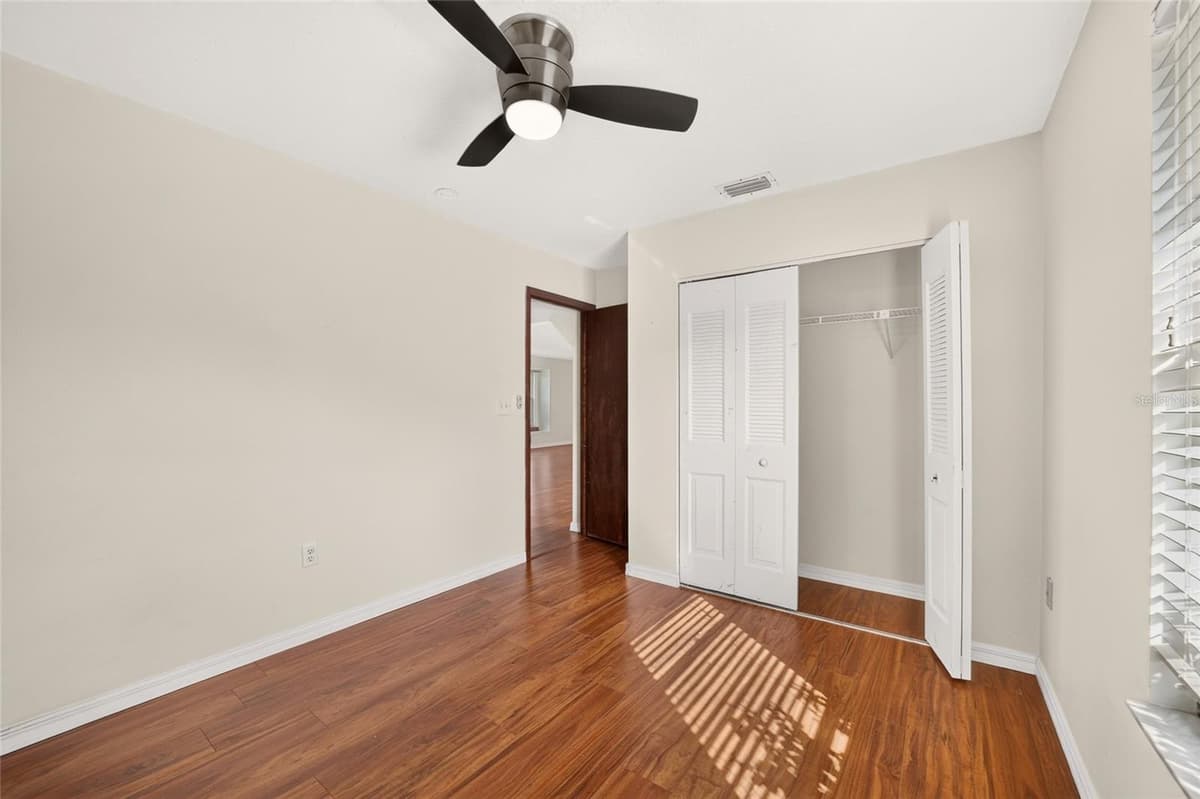 4861 31ST TERRACE — photo 37 of 42