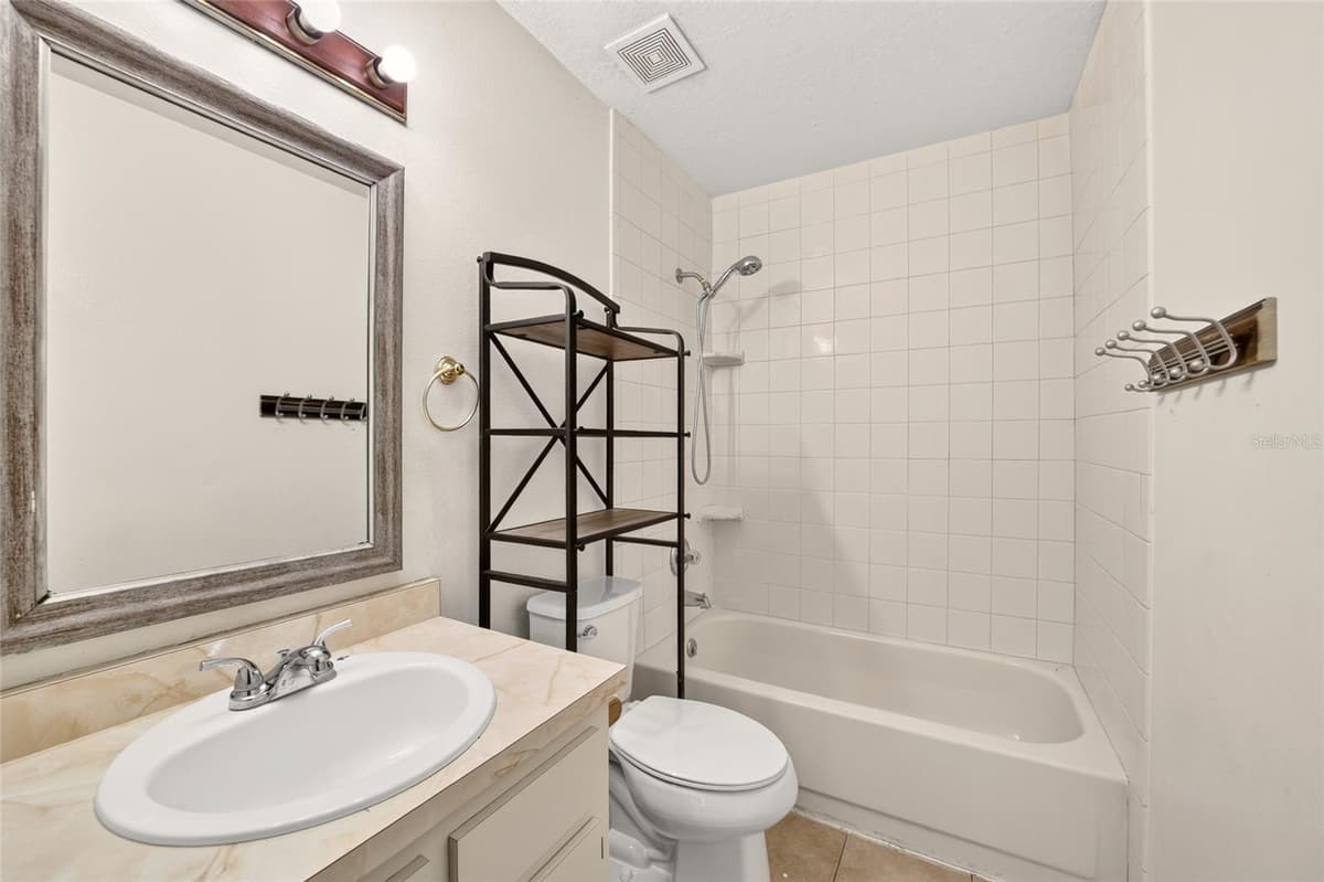4861 31ST TERRACE — photo 34 of 42