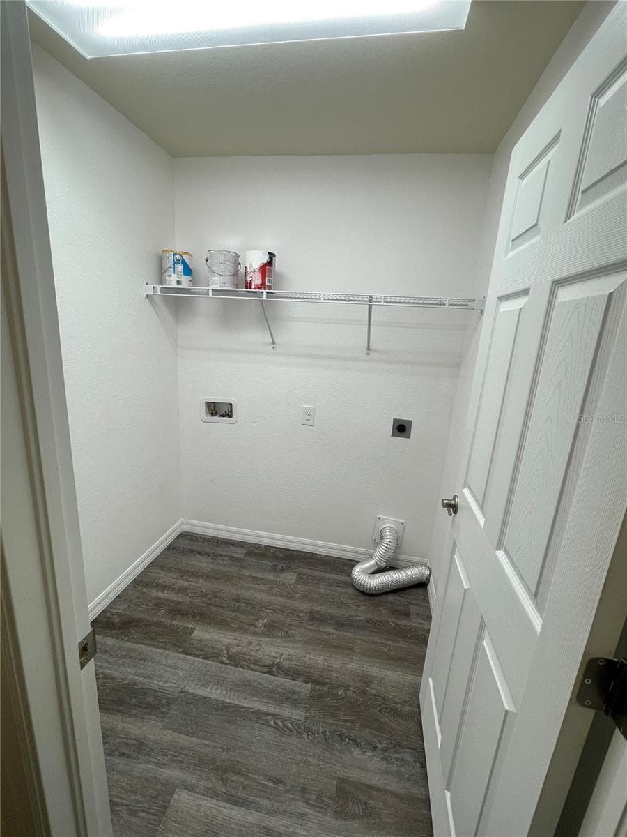 5029 HUMMINGBIRD DRIVE — photo 12 of 15
