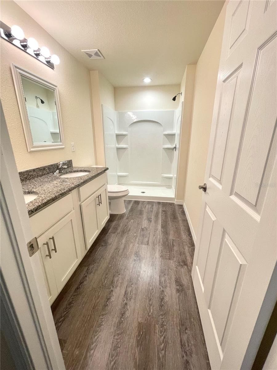5029 HUMMINGBIRD DRIVE — photo 7 of 15