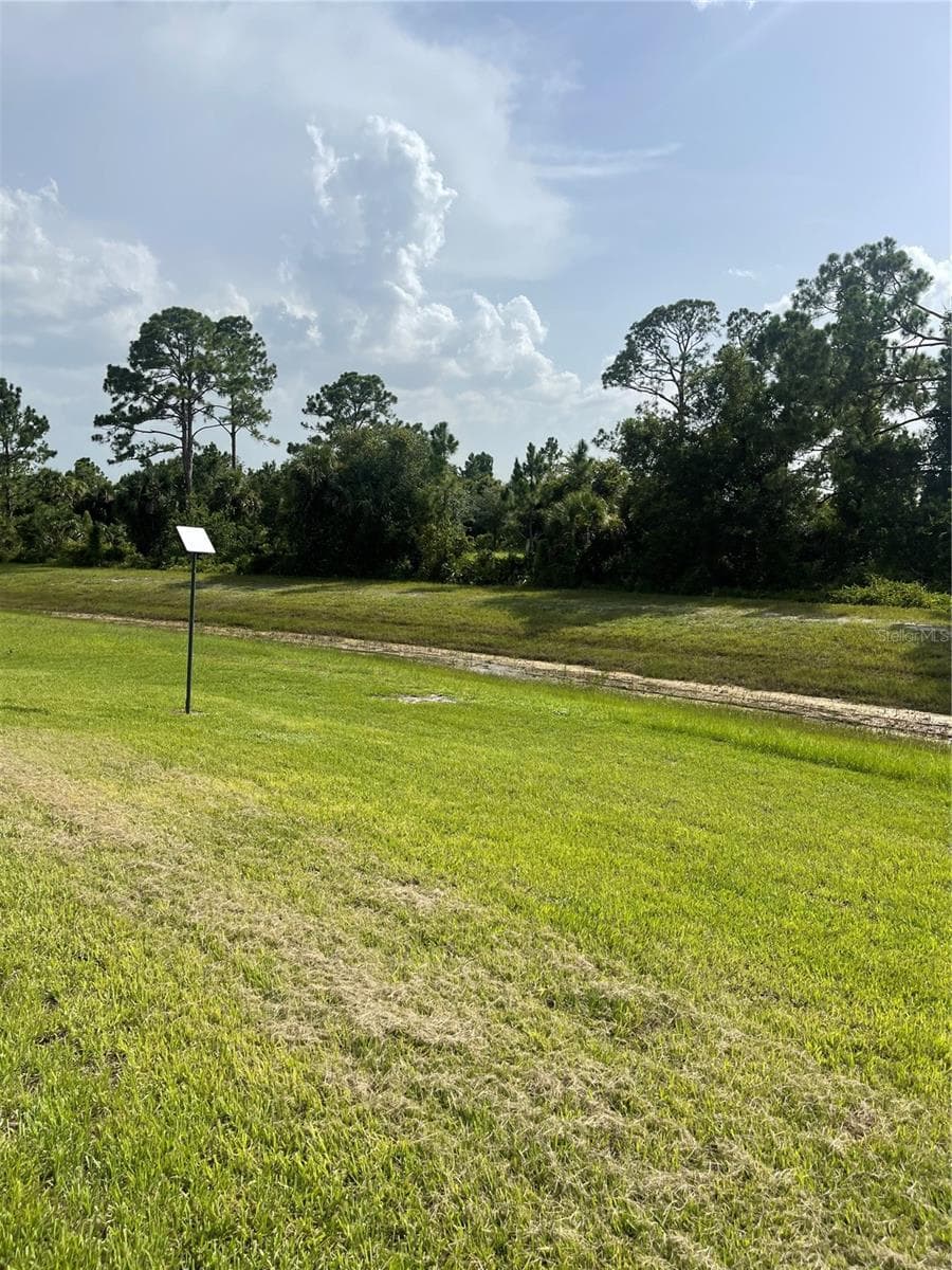 5029 HUMMINGBIRD DRIVE — photo 15 of 15