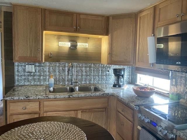 800 32ND AVENUE — photo 6 of 16