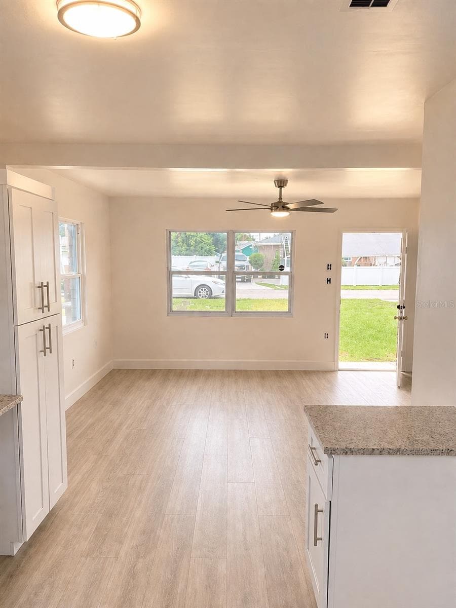 736 HULL STREET — photo 2 of 19