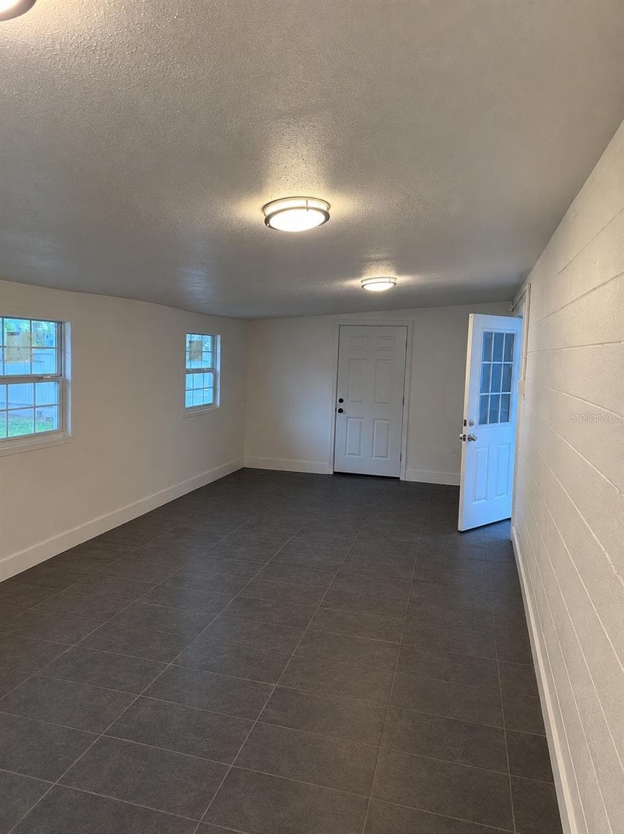 736 HULL STREET — photo 11 of 19