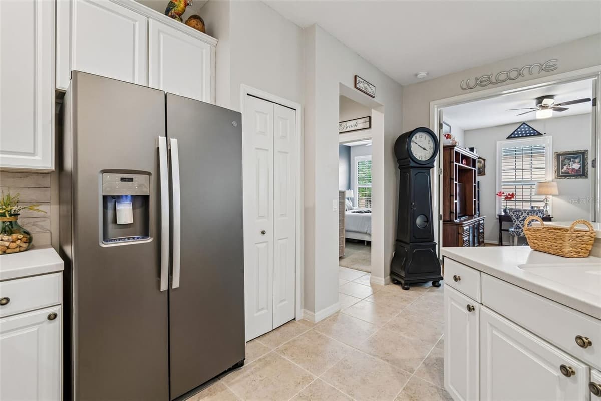 161 SHELL FALLS DRIVE — photo 10 of 51