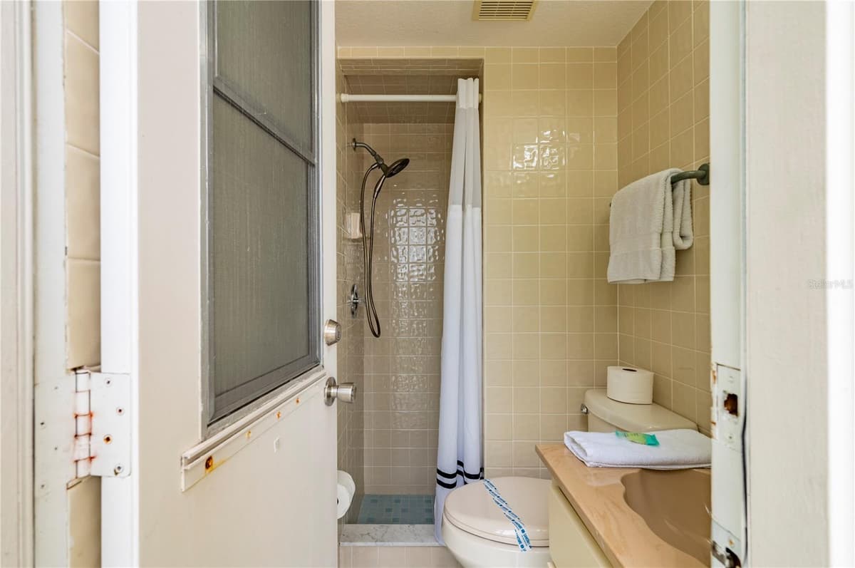 265 BELVEDERE COURT — photo 43 of 63
