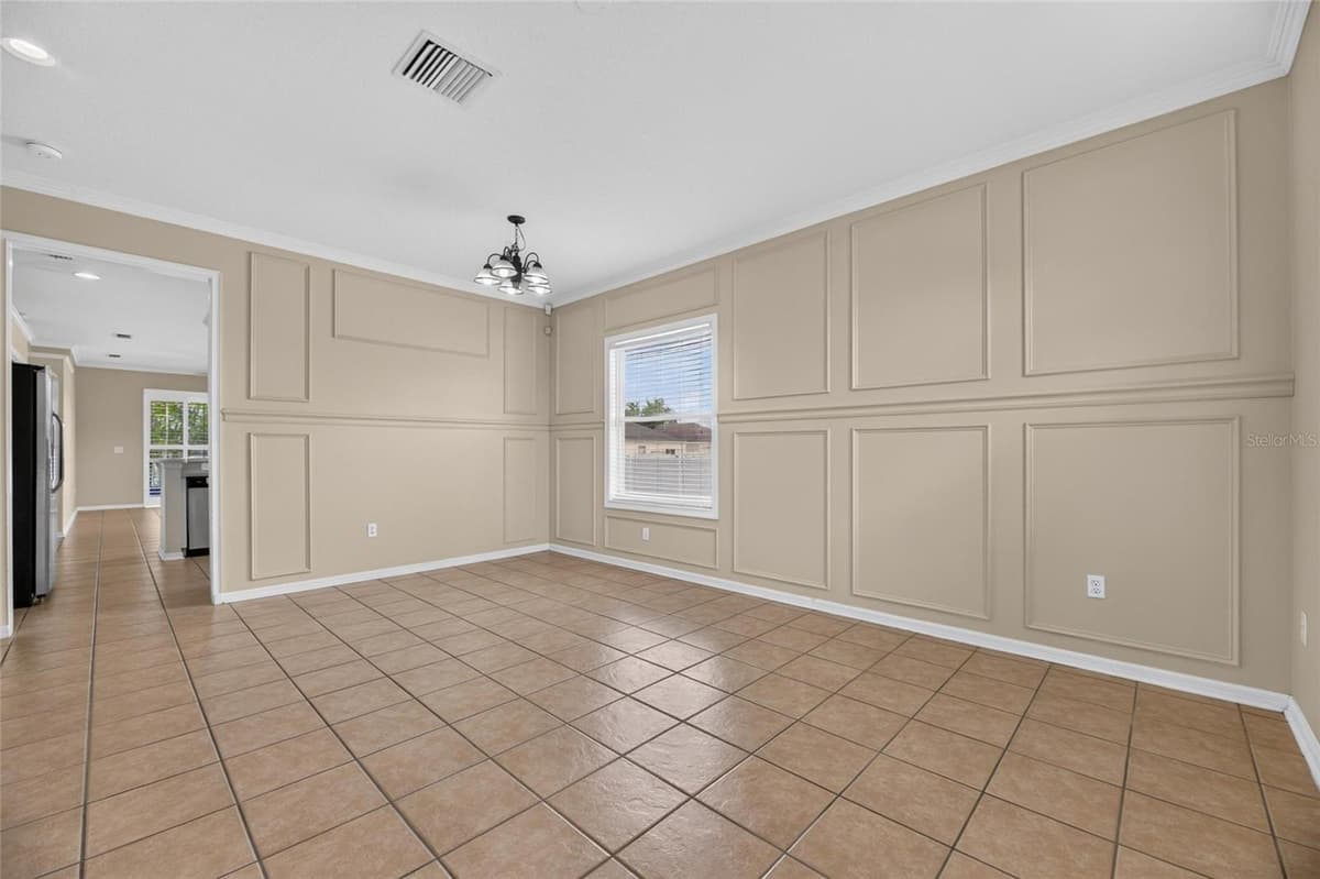 24519 BREEZY OAK COURT — photo 4 of 63
