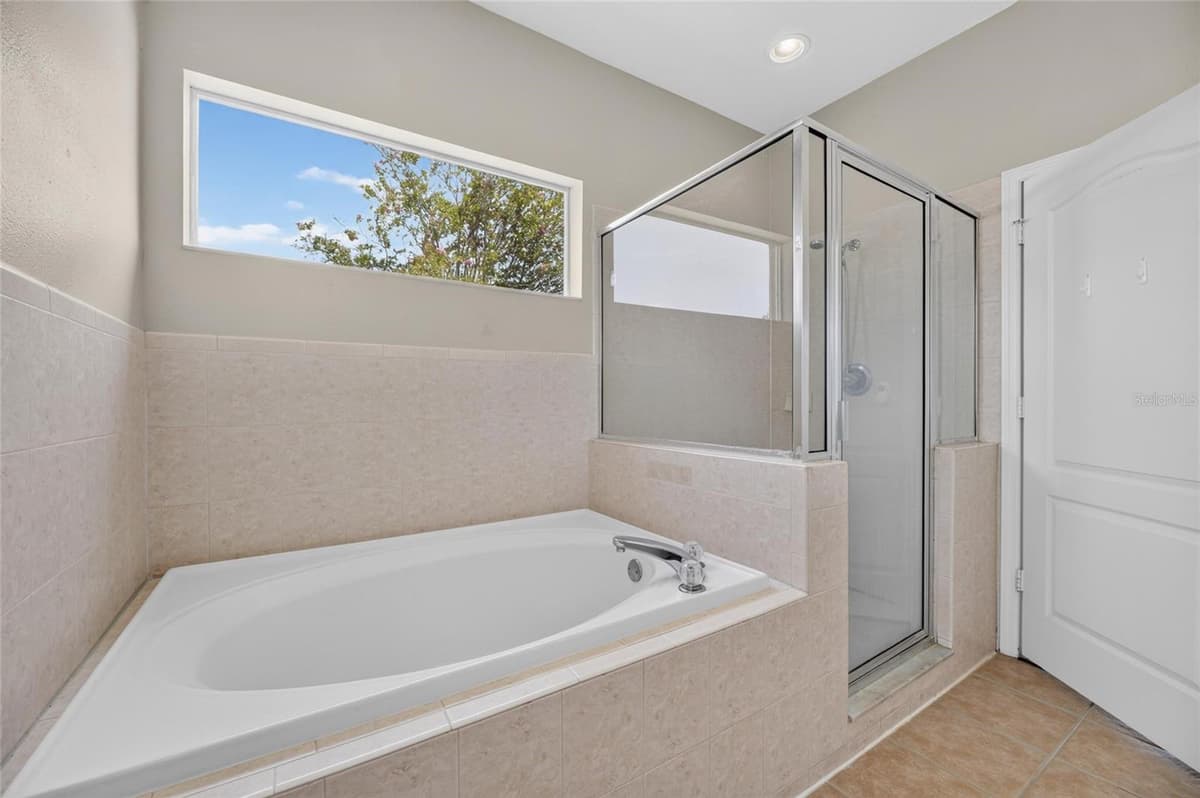 24519 BREEZY OAK COURT — photo 40 of 63