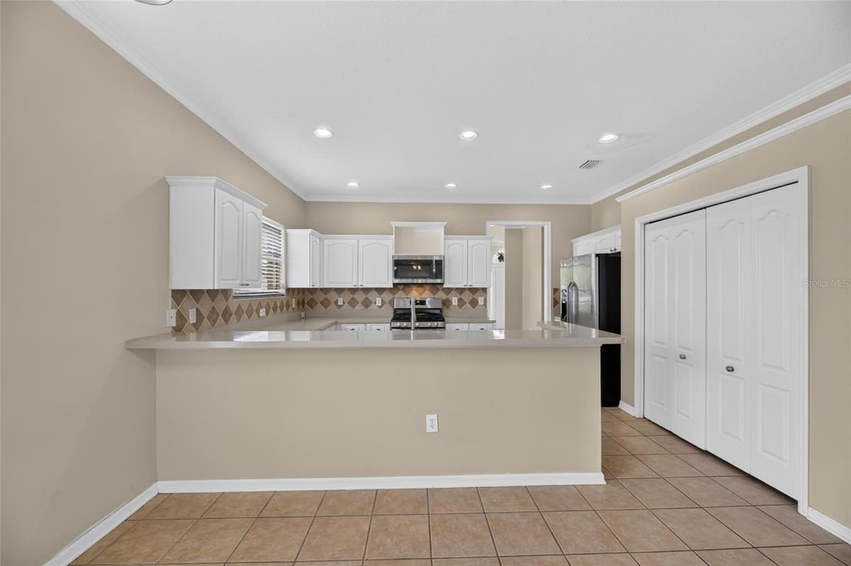 24519 BREEZY OAK COURT — photo 21 of 63