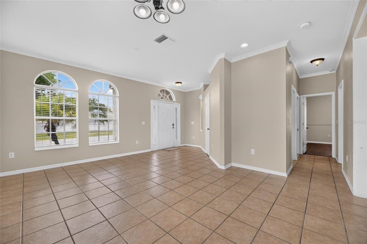 24519 BREEZY OAK COURT — photo 6 of 63