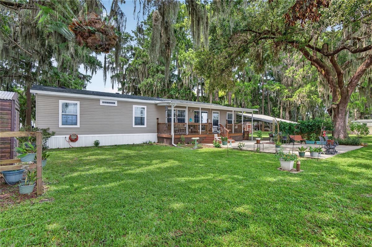 9065 LAKEVIEW COURT — photo 53 of 99