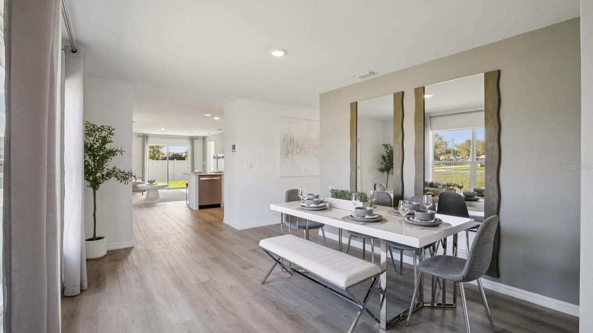 4538 HIDDEN FARM DRIVE — photo 8 of 31
