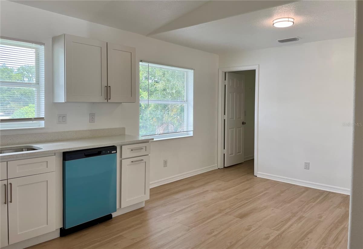 337 CHANDLER ROAD — photo 7 of 28