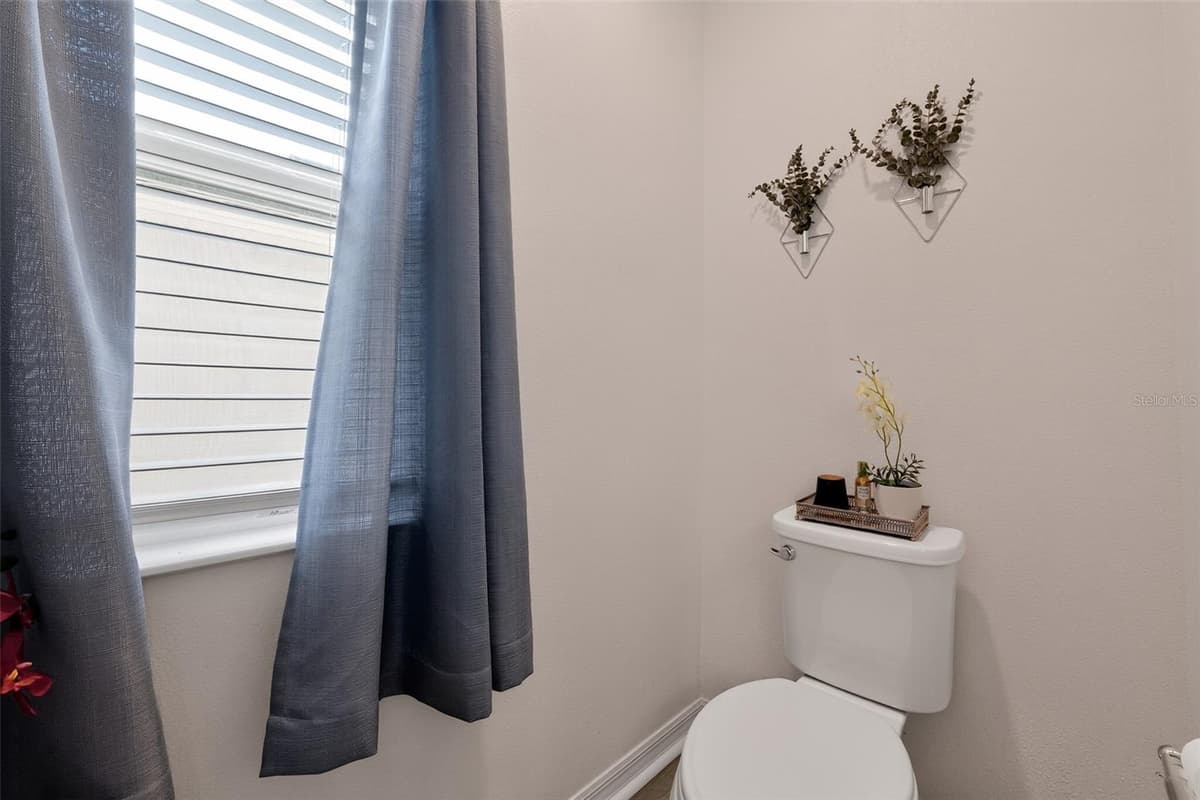 9181 OSCRAFT DRIVE — photo 13 of 32