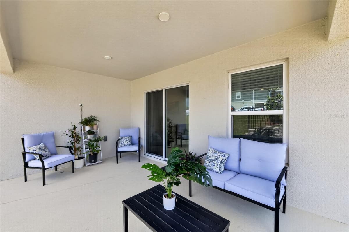 9181 OSCRAFT DRIVE — photo 15 of 32