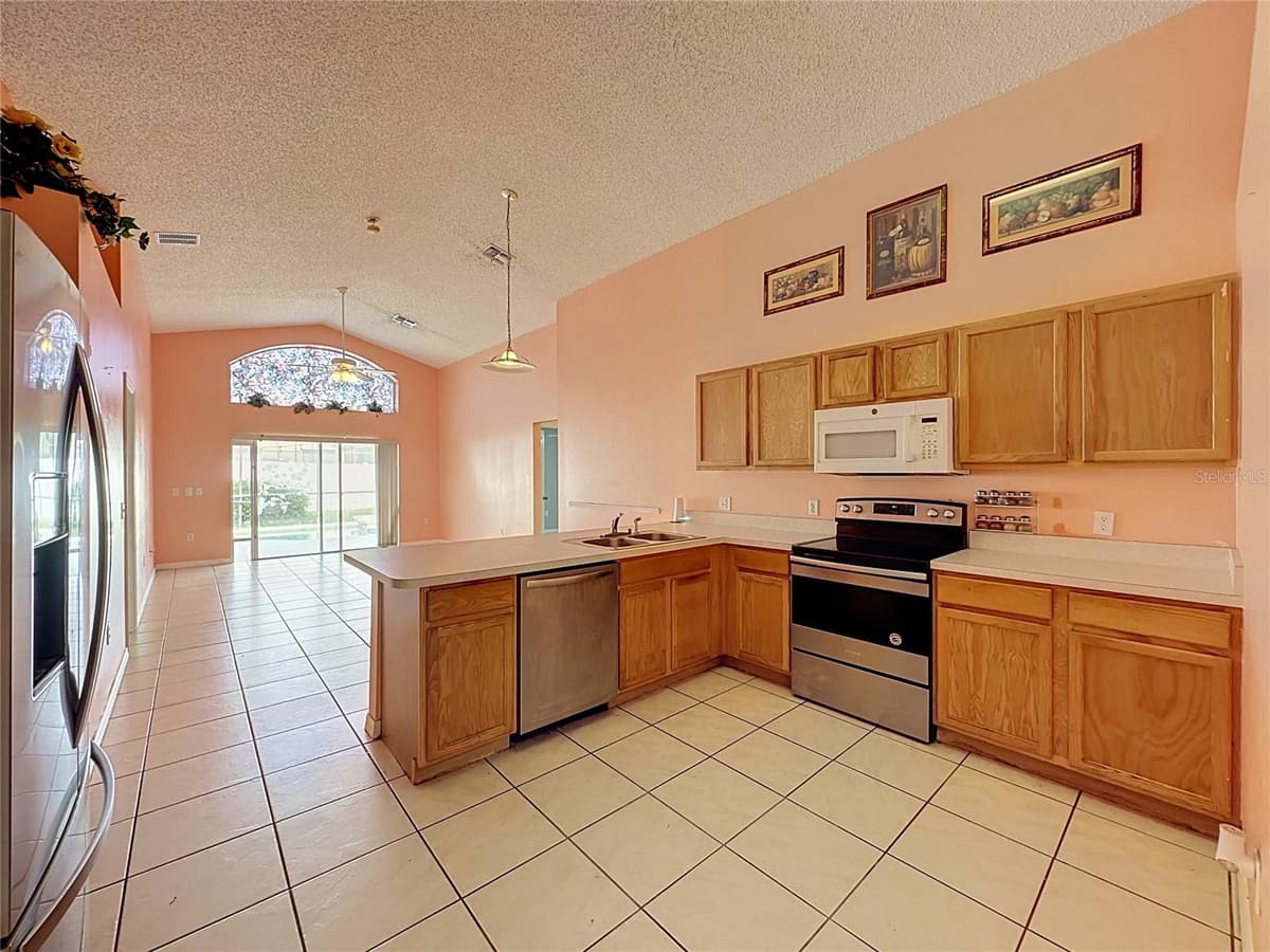 3122 MONTSERRAT WAY — photo 10 of 93