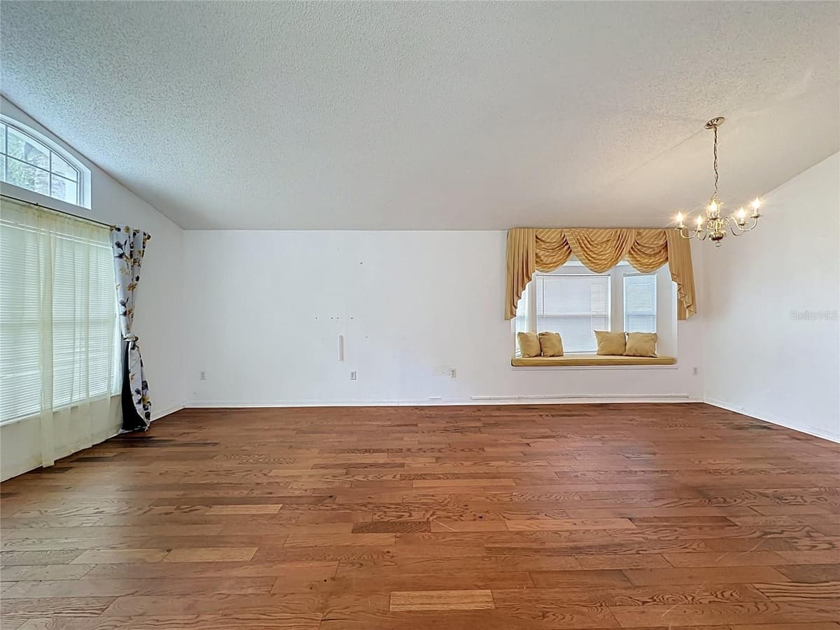 3122 MONTSERRAT WAY — photo 5 of 93