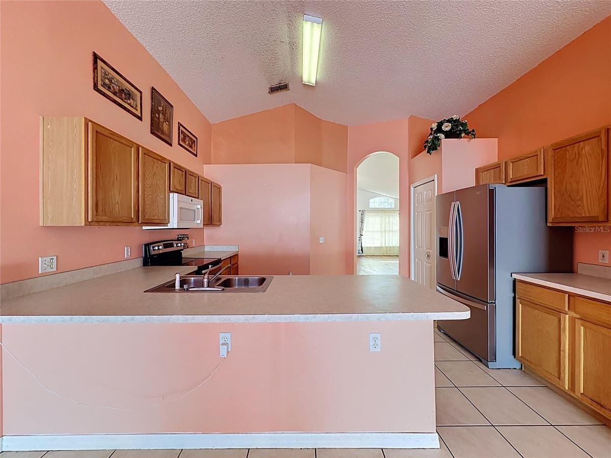 3122 MONTSERRAT WAY — photo 15 of 93