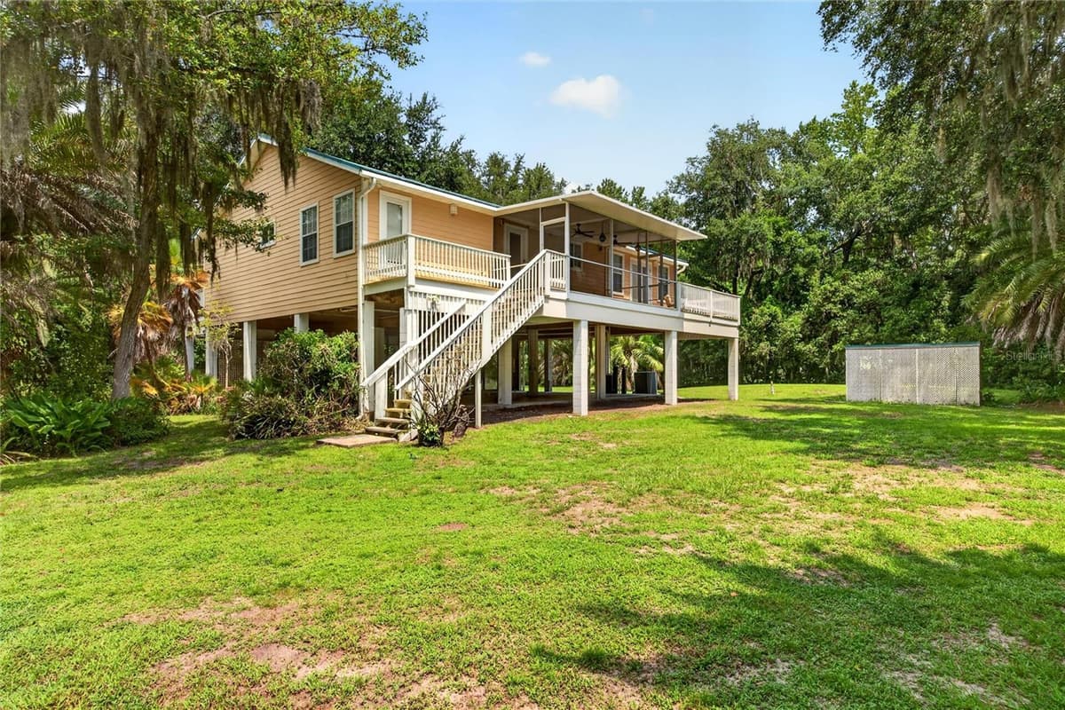 8435 FLORENCE COVE ROAD — photo 25 of 33