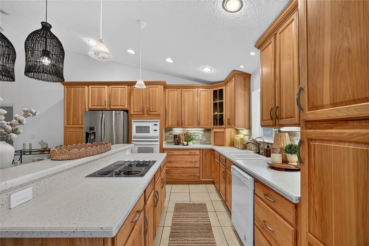 8435 FLORENCE COVE ROAD — photo 7 of 33