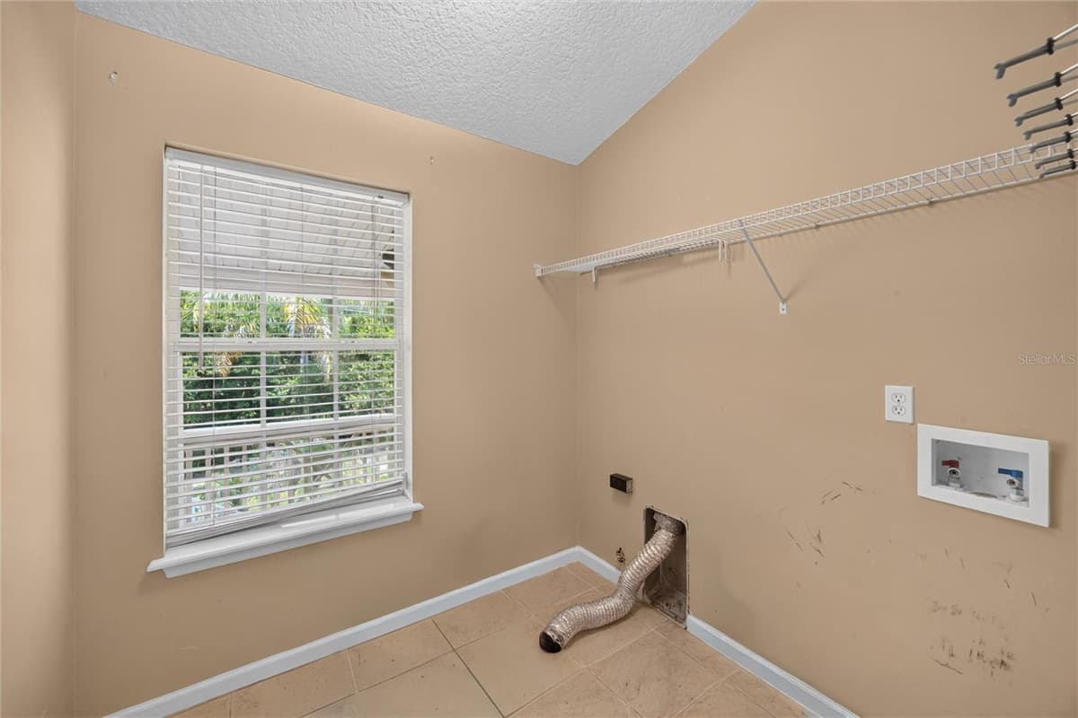 8435 FLORENCE COVE ROAD — photo 20 of 33