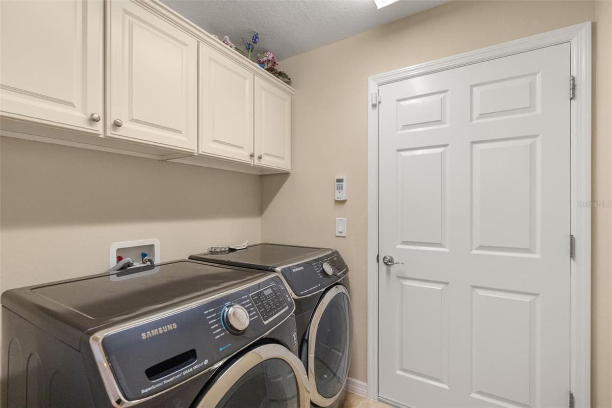 2643 JUPITER WAY — photo 21 of 44