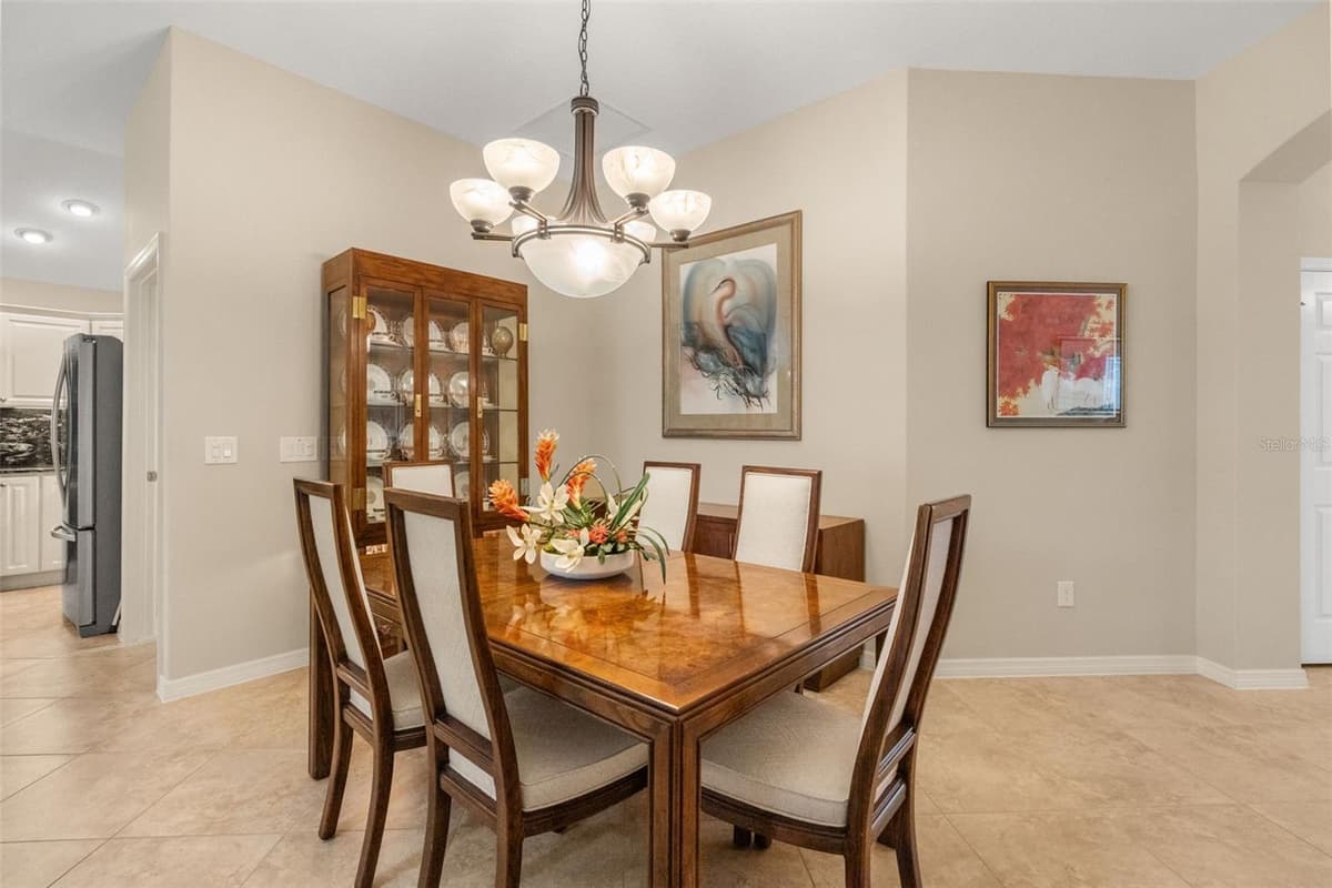 2643 JUPITER WAY — photo 11 of 44