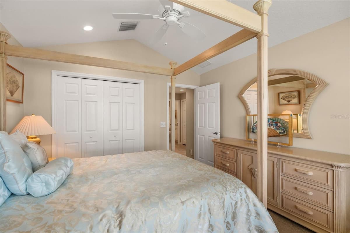 2643 JUPITER WAY — photo 6 of 44