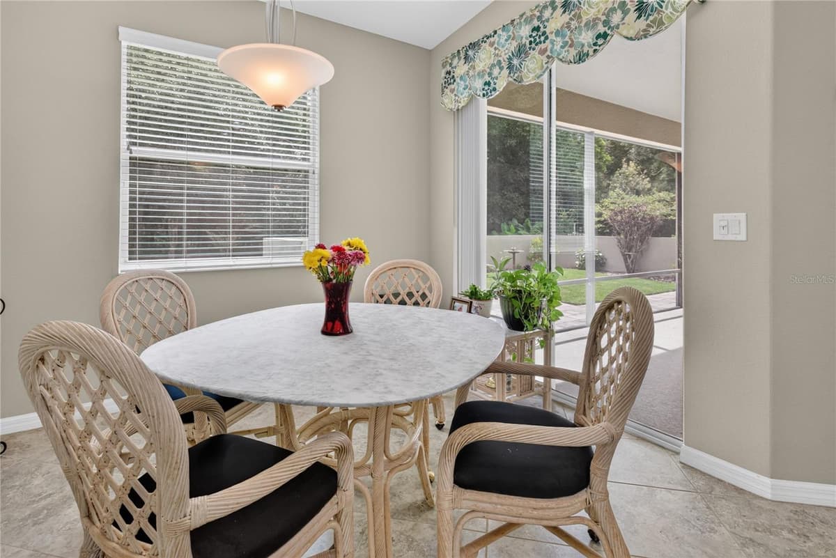 8356 BRIDGEPORT BAY CIRCLE — photo 19 of 62
