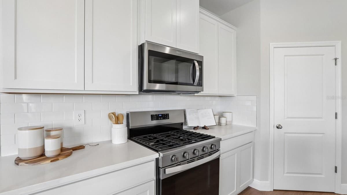 35596 BRICK CHURCH LOOP — photo 13 of 41