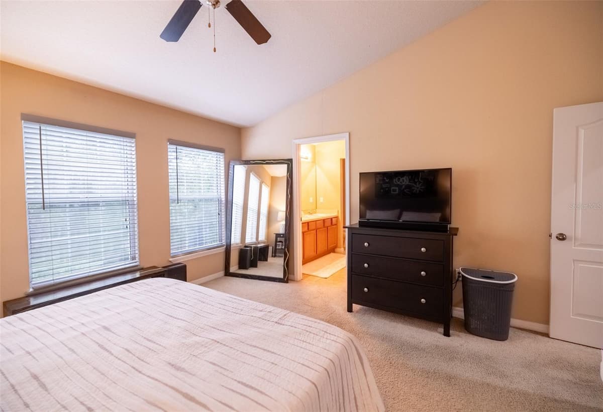 6717 EAGLE FEATHER DRIVE — photo 21 of 35