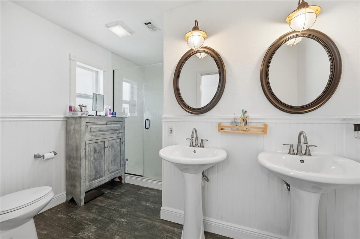 407 TENNESSEE AVENUE — photo 13 of 22
