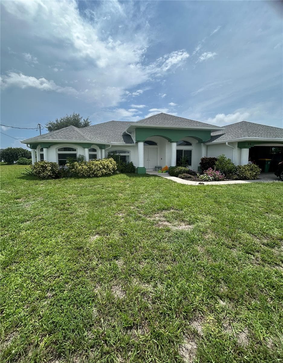 29 FAIRWAY ROAD — photo 1 of 56