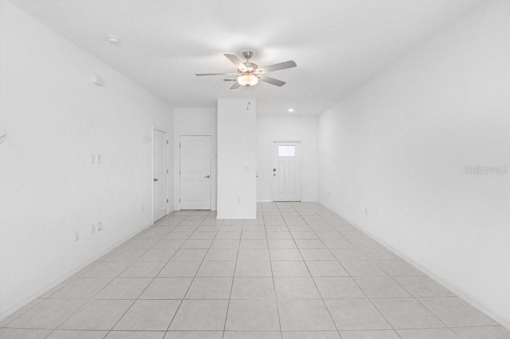 10398 TRUMPET HONEYSUCKLE WAY — photo 14 of 60