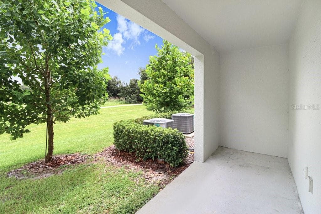 10398 TRUMPET HONEYSUCKLE WAY — photo 32 of 60