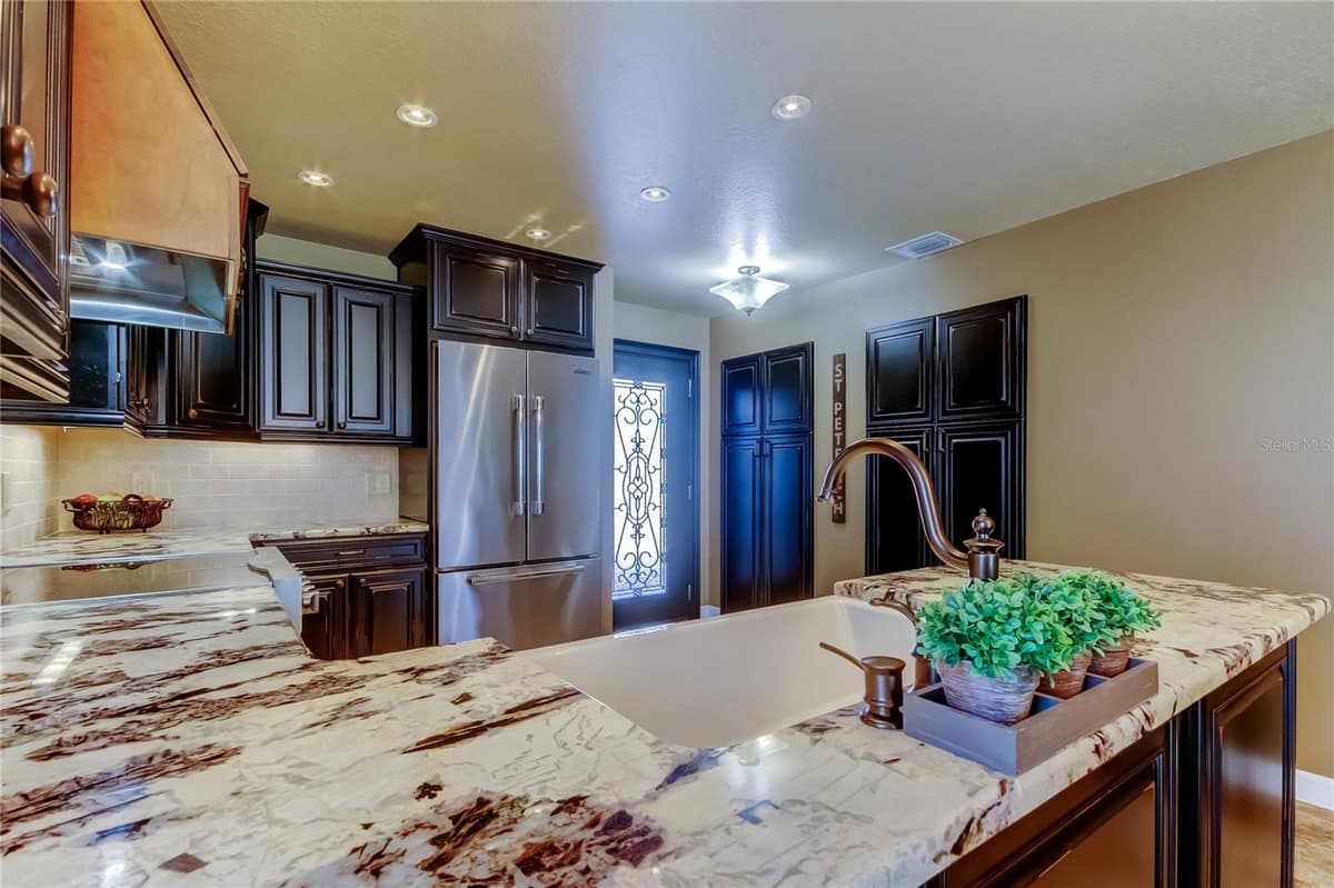 7003 SUNSET WAY — photo 13 of 45