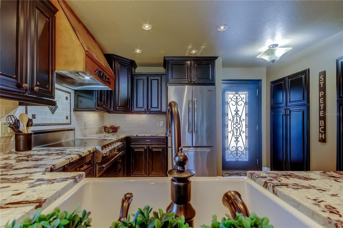 7003 SUNSET WAY — photo 12 of 45