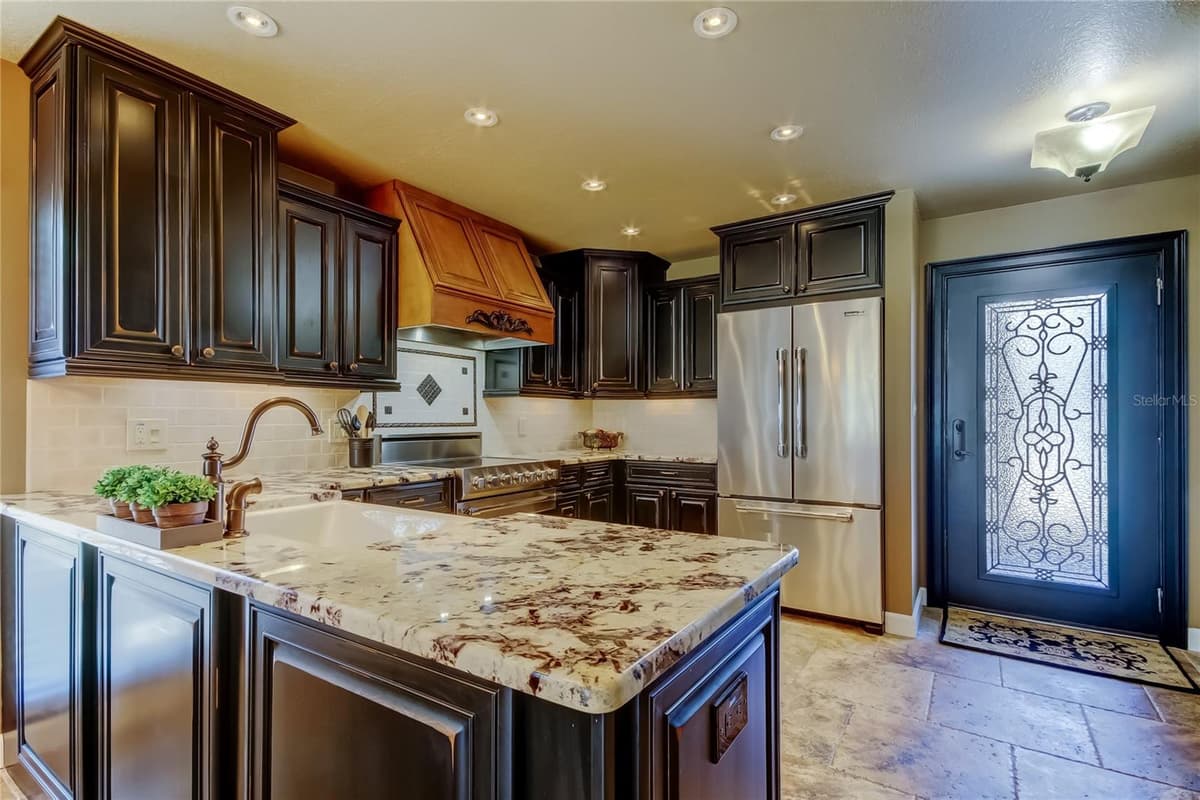 7003 SUNSET WAY — photo 11 of 45