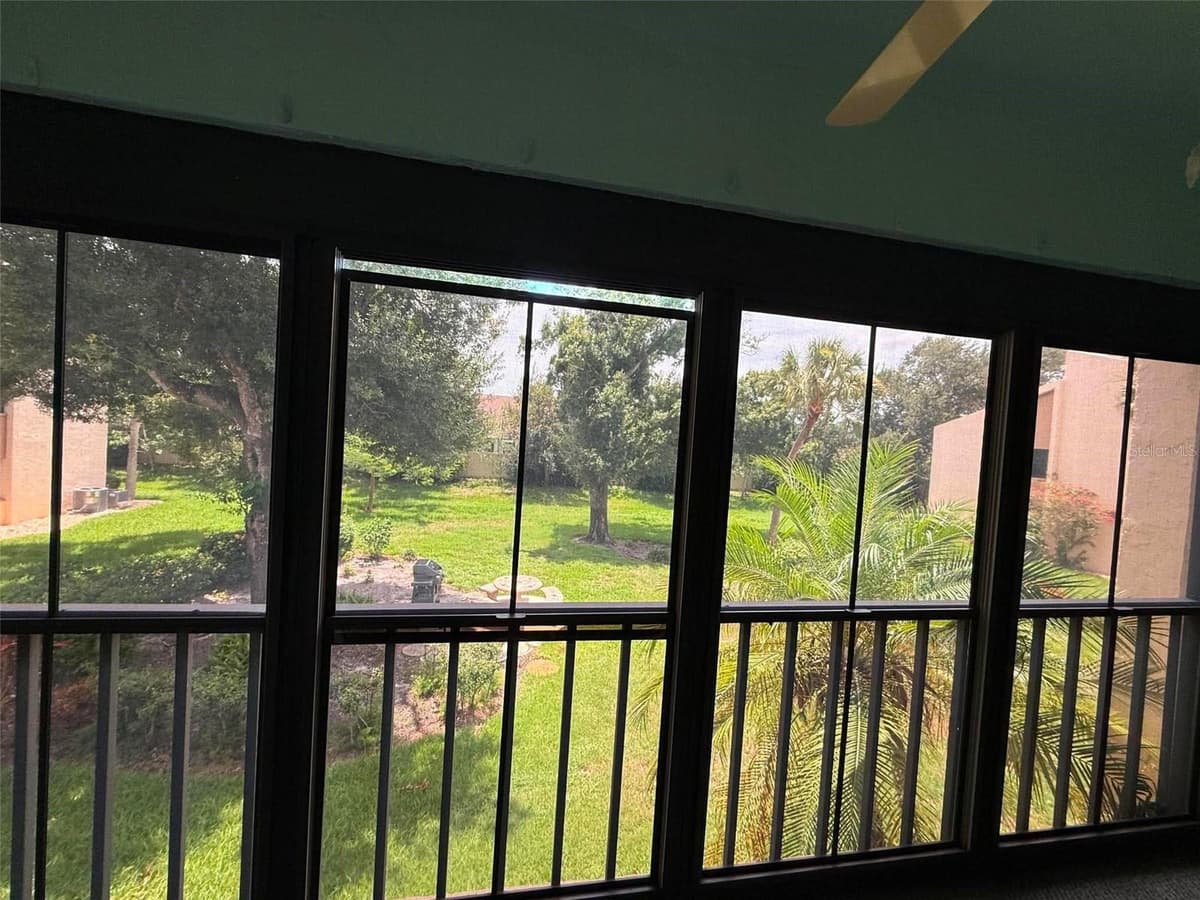 2536 CLUBHOUSE CIRCLE — photo 15 of 25