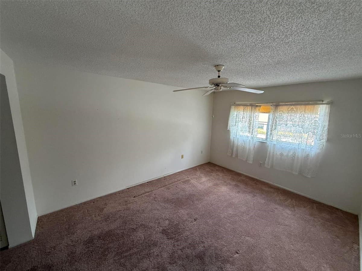 2536 CLUBHOUSE CIRCLE — photo 18 of 25