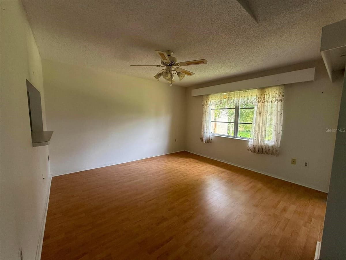 2536 CLUBHOUSE CIRCLE — photo 3 of 25