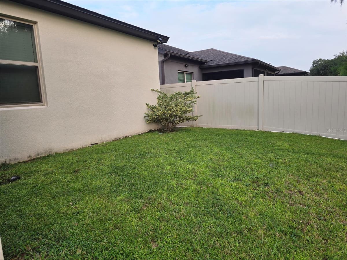 2732 LAKE POINTE DRIVE — photo 41 of 42