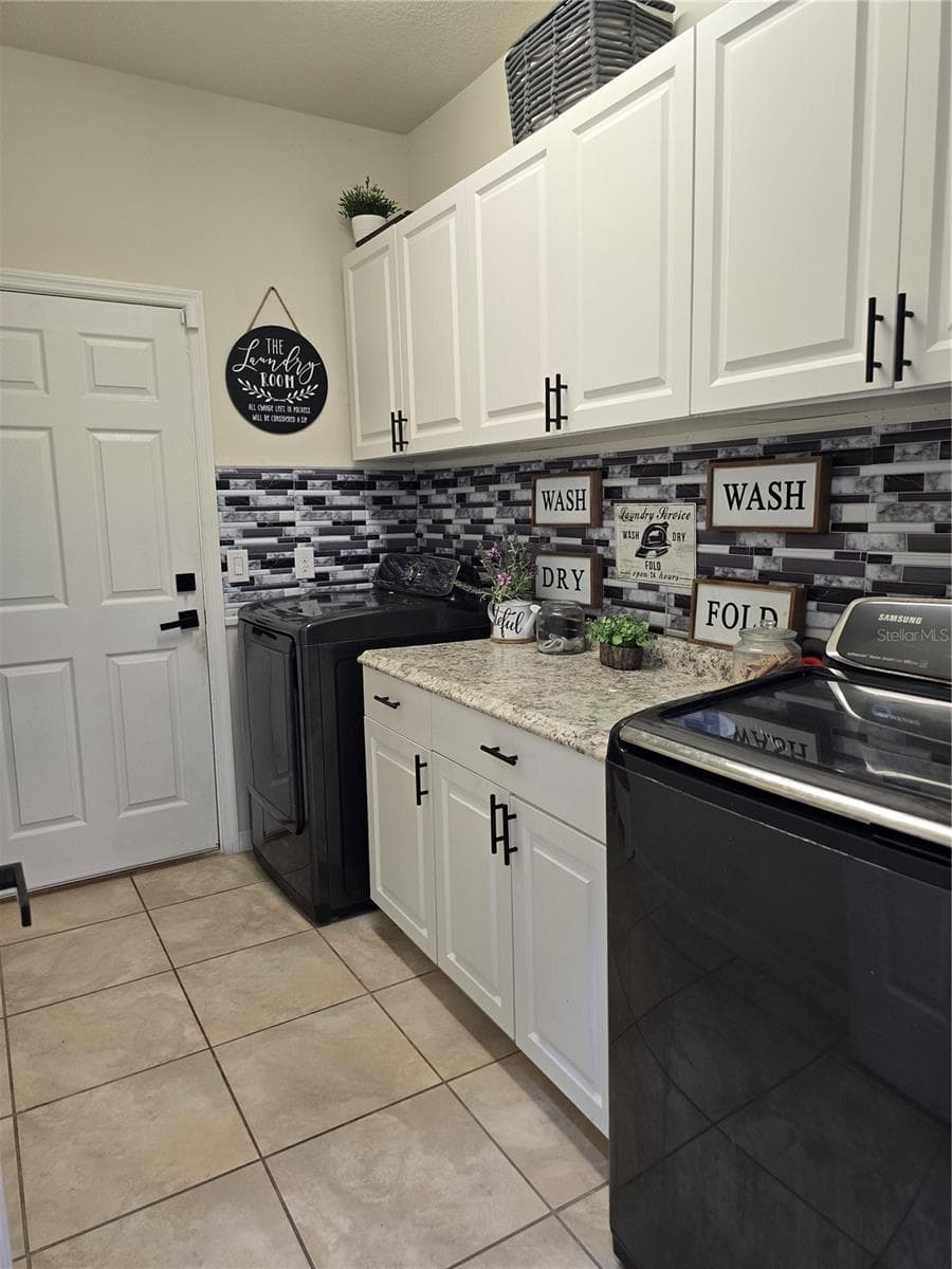 2732 LAKE POINTE DRIVE — photo 37 of 42