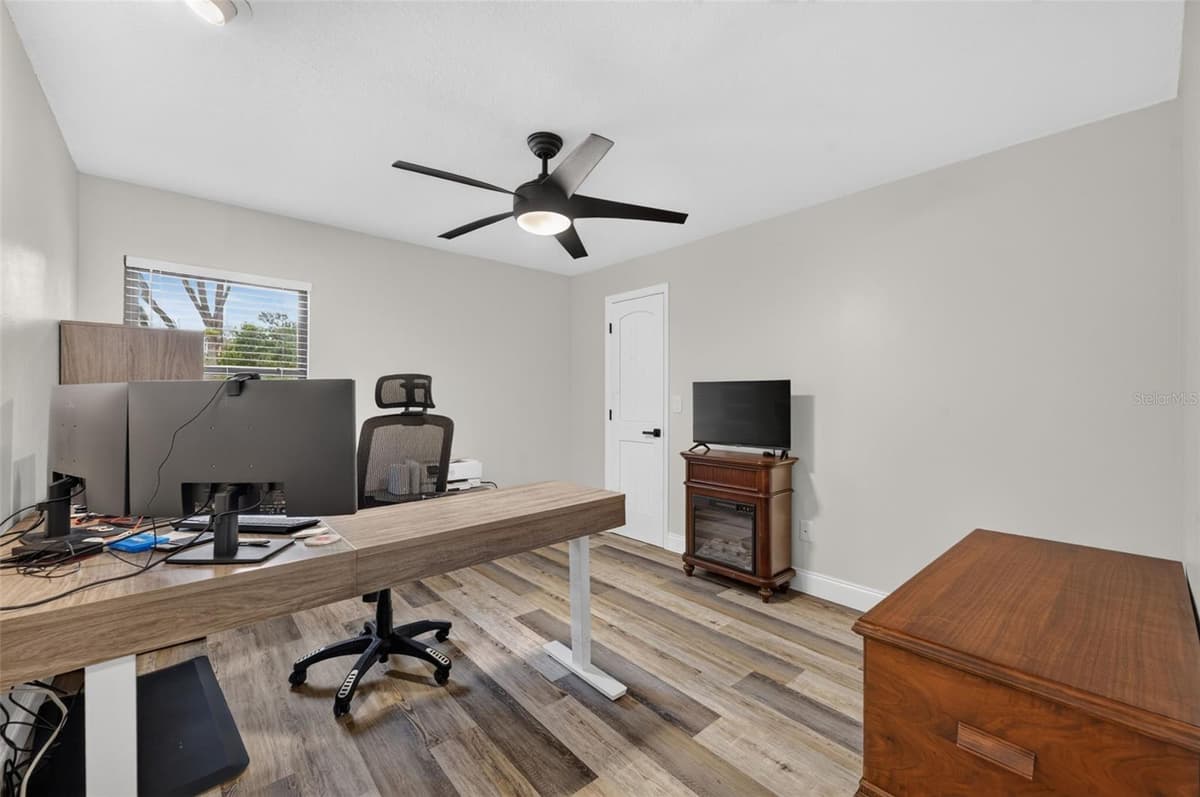 6601 BRENDA DRIVE — photo 16 of 34