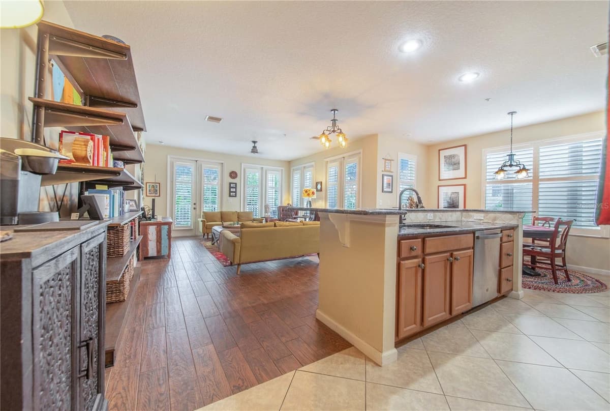 2315 UPPER PARK ROAD — photo 11 of 45
