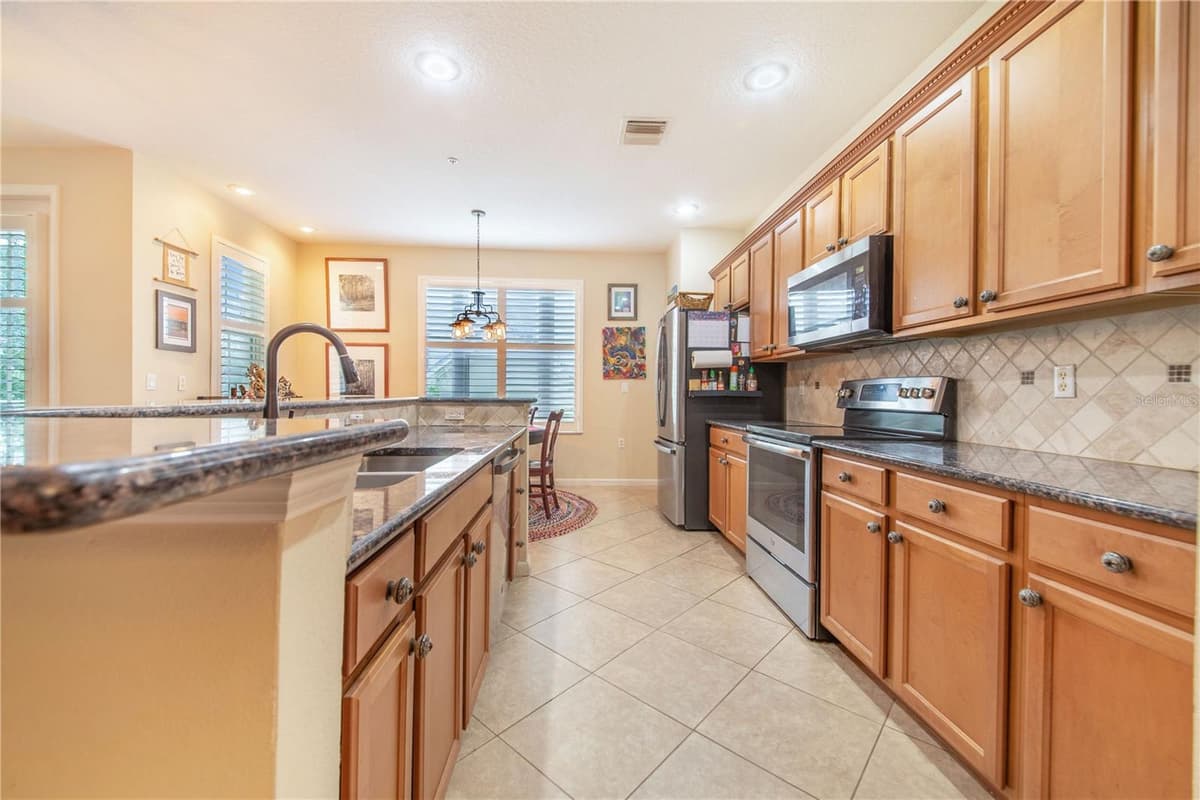 2315 UPPER PARK ROAD — photo 12 of 45