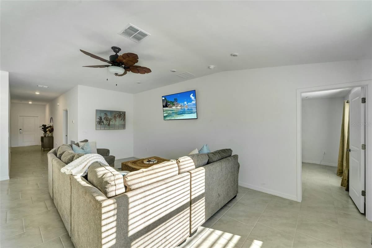 1207 SHEEHAN BOULEVARD — photo 8 of 38