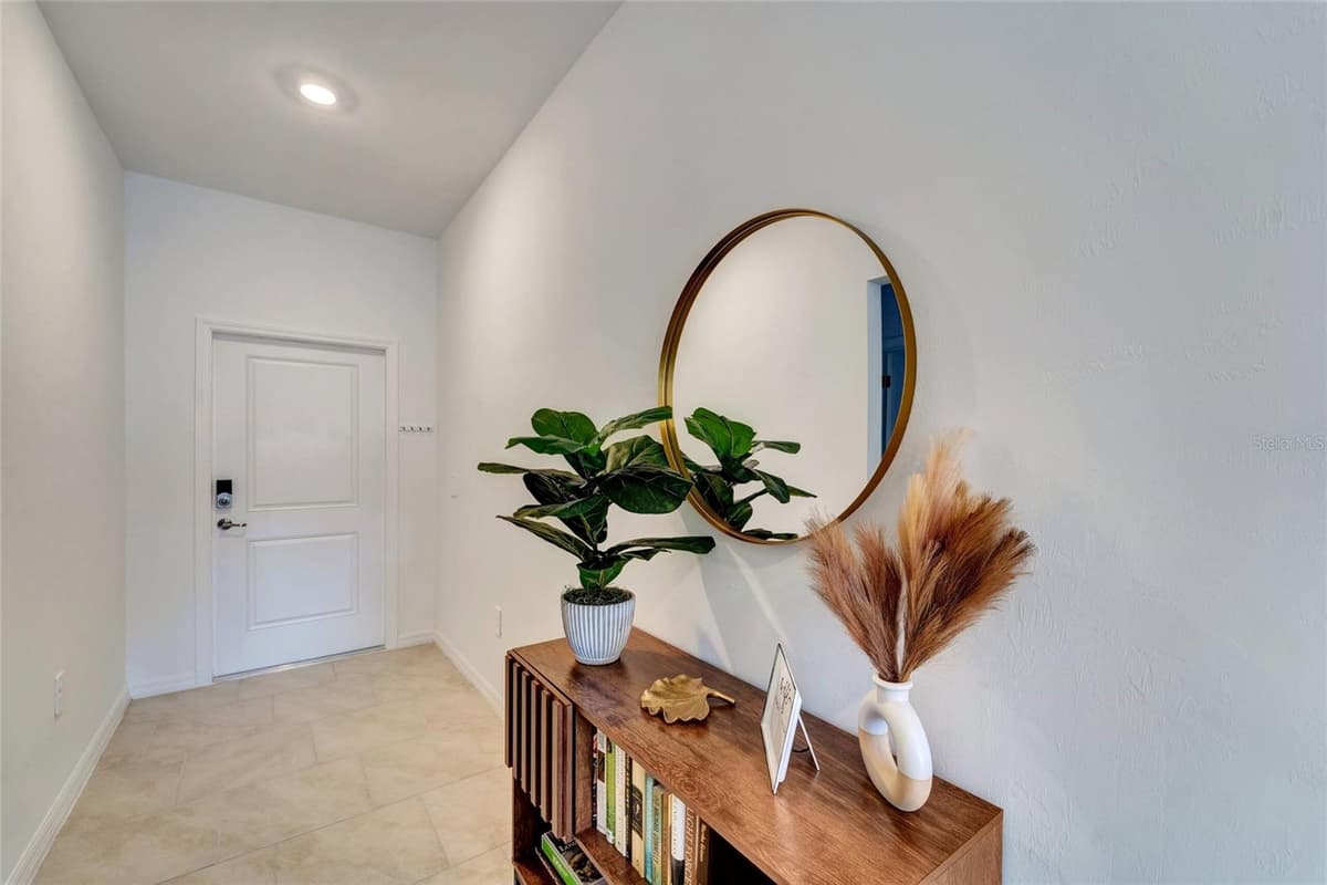 1207 SHEEHAN BOULEVARD — photo 4 of 38