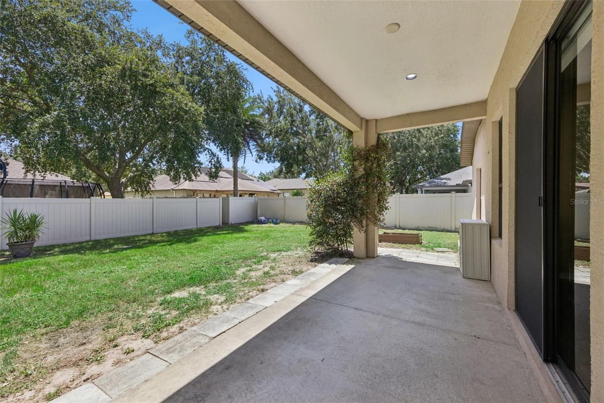 1106 NATURAL OAKS DRIVE — photo 25 of 36